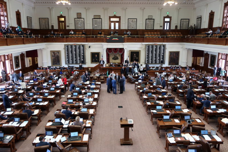Texas House Advances Dozens Bills Ahead of Midnight Deadline